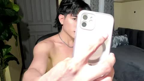 Snapshot of bentlyfuck chatting on 05-22-26, 10:32 bentlyfuck online show from 05-22-26, 10:32