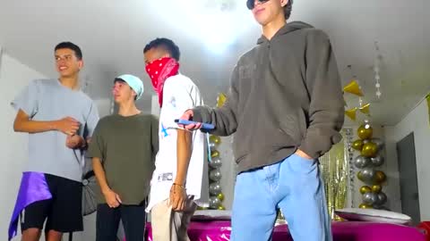 benz boys online show from 02-13-25, 12:43