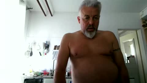 Martin online show from 04-09-26, 02:11