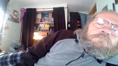 bergeeric1970 online show from 05-02-26, 01:38