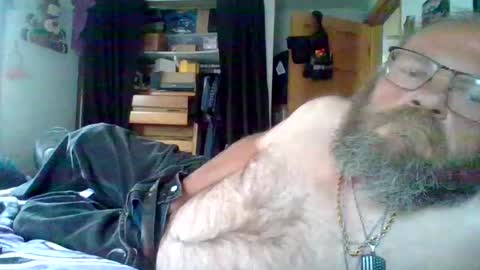 bergeeric1970 online show from 05-21-26, 08:16