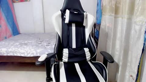 Bergon77 online show from 02-18-25, 07:09