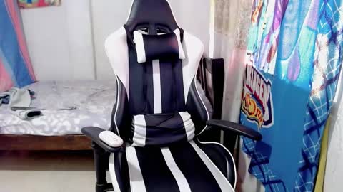 Bergon77 online show from 02-19-25, 02:34