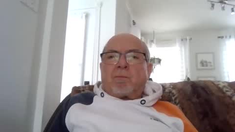 Snapshot of bernard1102 chatting on 01-23-25, 02:17 bernard1102 online show from 01-23-25, 02:17