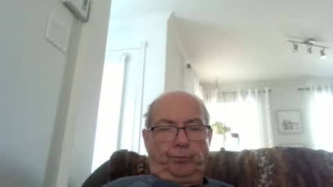 bernard1102 online show from 02-21-26, 01:56