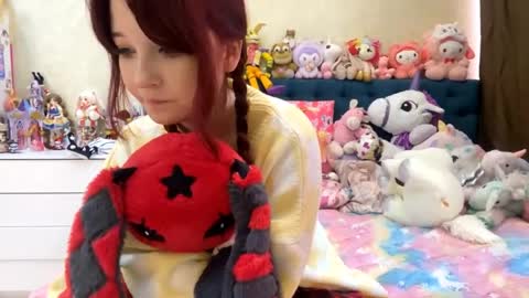 Eva  online show from 04-29-26, 08:18