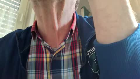 Snapshot of bernie6004 chatting on 02-28-26, 11:33 bernie6004 online show from 02-28-26, 11:33