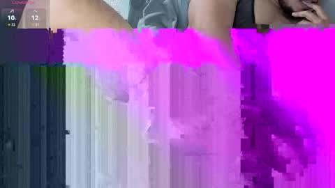 Snapshot of berriess_ chatting on 02-25-26, 03:43 berriess_ online show from 02-25-26, 03:43