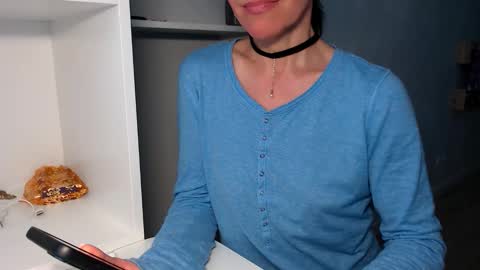 Snapshot of berry2024 chatting on 04-27-26, 06:33 berry2024 online show from 04-27-26, 06:33