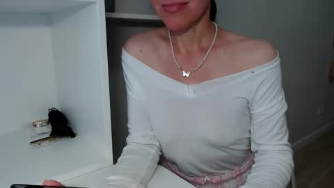 Snapshot of berry2024 chatting on 05-27-26, 07:05 berry2024 online show from 05-27-26, 07:05