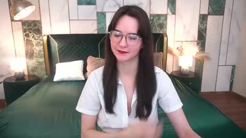 Violette online show from 07-25-26, 06:44