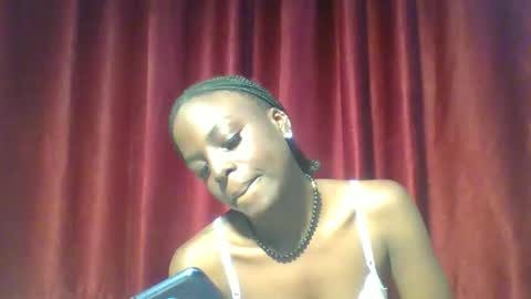 Snapshot of berryjuicey chatting on 10-23-25, 05:44 Juicey online show from 10-23-25, 05:44