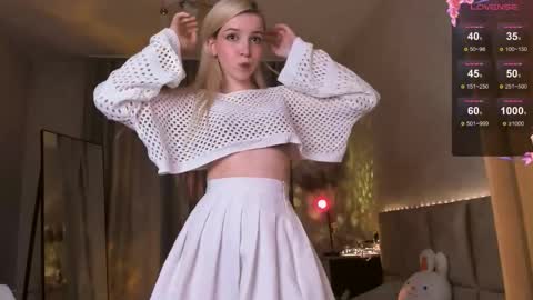 Snapshot of berrylush chatting on 09-10-25, 01:44 Katte online show from 09-10-25, 01:44