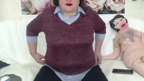 Snapshot of berryshickx chatting on 01-25-25, 08:21 BerryShickX online show from 01-25-25, 08:21