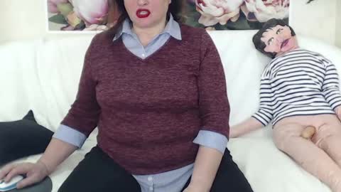 Snapshot of berryshickx chatting on 03-05-25, 08:00 BerryShickX online show from 03-05-25, 08:00