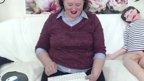 Snapshot of berryshickx chatting on 03-11-25, 08:41 BerryShickX online show from 03-11-25, 08:41