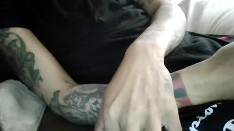 ToxicPipe757 online show from 02-19-25, 05:27