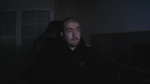 berto3389 online show from 12-03-25, 01:57