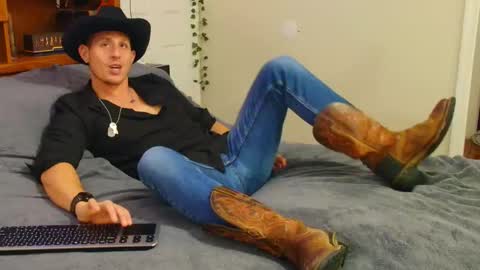 twitter zack1fisher online show from 12-22-25, 01:35