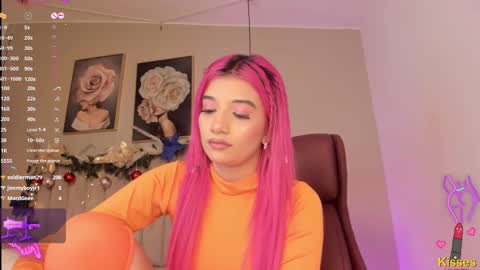 Snapshot of bestfamily chatting on 12-02-24, 03:15 Marilee online show from 12-02-24, 03:15