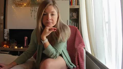 Vicky   online show from 01-07-26, 08:06