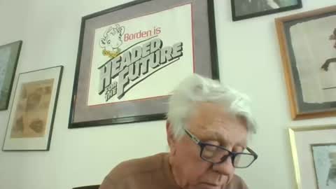 Snapshot of bestshot1951 chatting on 02-04-26, 04:35 bestshot1951 online show from 02-04-26, 04:35