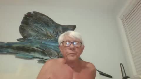 Snapshot of bestshot1951 chatting on 03-18-26, 03:09 bestshot1951 online show from 03-18-26, 03:09