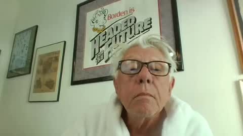 Snapshot of bestshot1951 chatting on 06-26-26, 12:20 bestshot1951 online show from 06-26-26, 12:20