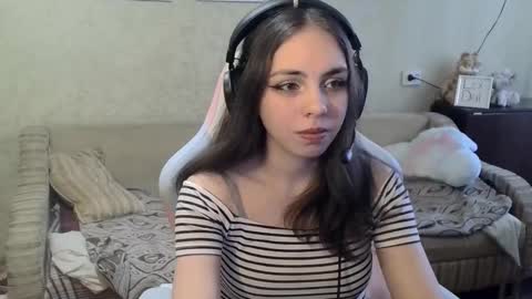 Snapshot of bethany_tease chatting on 02-15-26, 10:47 bethany_tease online show from 02-15-26, 10:47