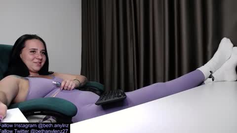 bethanylenz2 online show from 03-10-26, 11:10