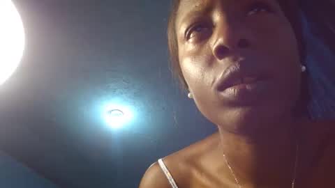 Snapshot of bethanywilsom chatting on 04-28-26, 09:20 Bethany Wilson online show from 04-28-26, 09:20