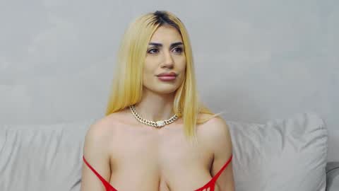 bethierusse online show from 01-23-25, 02:12