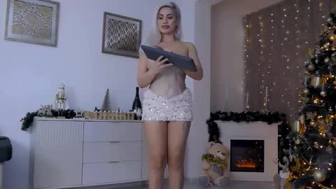 bethierusse online show from 12-22-25, 05:48