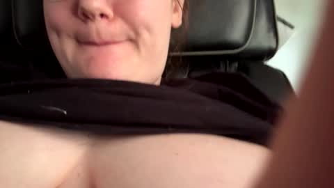 bethw3348 online show from 11-28-25, 05:15