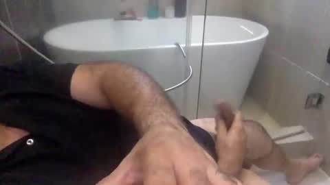 Snapshot of betoooox chatting on 03-28-26, 09:58 Virtual Gentleman online show from 03-28-26, 09:58