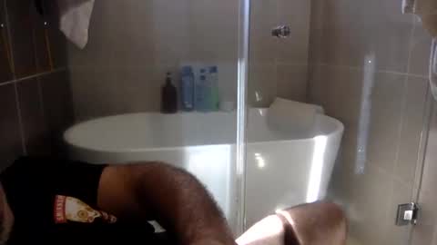 Snapshot of betoooox chatting on 05-12-26, 02:25 Virtual Gentleman online show from 05-12-26, 02:25