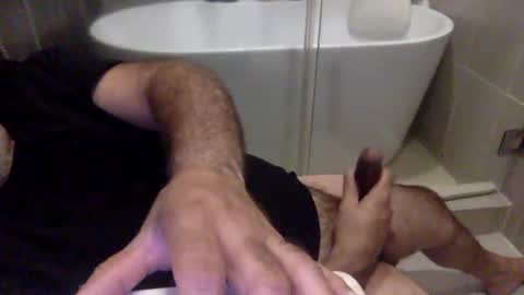 Snapshot of betoooox chatting on 05-17-26, 02:53 Virtual Gentleman online show from 05-17-26, 02:53