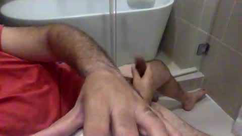 Snapshot of betoooox chatting on 05-18-26, 01:35 Virtual Gentleman online show from 05-18-26, 01:35