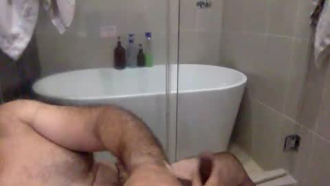 Snapshot of betoooox chatting on 05-23-26, 10:52 Virtual Gentleman online show from 05-23-26, 10:52