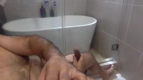 Snapshot of betoooox chatting on 05-27-26, 03:09 Virtual Gentleman online show from 05-27-26, 03:09