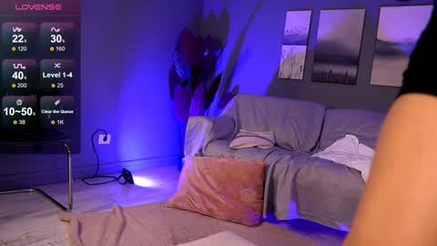 Snapshot of betsygonzale chatting on 01-12-25, 04:42 Betty online show from 01-12-25, 04:42