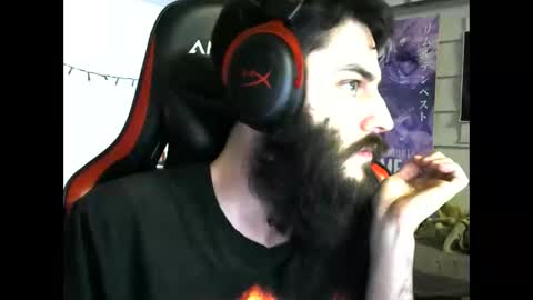 Snapshot of bettersweetthensour chatting on 11-21-25, 01:32 bettersweetthensour online show from 11-21-25, 01:32