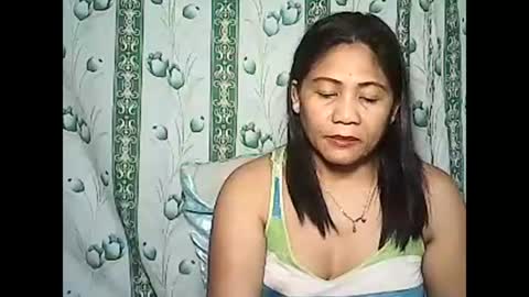 Snapshot of betty_83 chatting on 01-03-25, 12:22 betty_83 online show from 01-03-25, 12:22