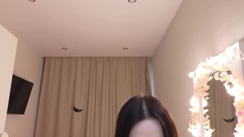 Snapshot of betty__davvis chatting on 11-02-25, 12:40 Betty online show from 11-02-25, 12:40