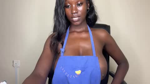 Snapshot of betty_fire_ chatting on 01-26-25, 07:32 Adah online show from 01-26-25, 07:32