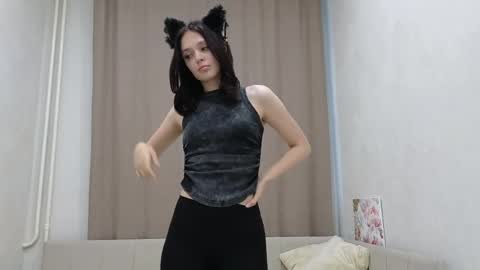 Snapshot of betty_hale chatting on 06-02-26, 12:29 Ava online show from 06-02-26, 12:29
