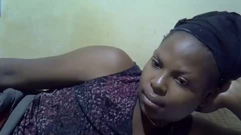 Snapshot of bettymayah chatting on 11-22-25, 12:31 bettymayah online show from 11-22-25, 12:31