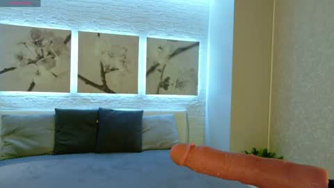 Betty online show from 04-25-26, 08:17