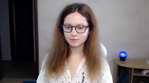 Snapshot of bettystar_ chatting on 01-27-25, 07:13 Betty online show from 01-27-25, 07:13