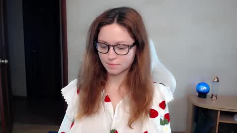 Snapshot of bettystar_ chatting on 01-29-25, 08:14 Betty online show from 01-29-25, 08:14